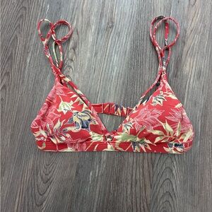 ROXY bikini Top size M